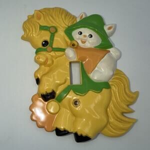 1975 Kiddie Products Inc. Horse & Bunny Light Switch Plate Made in Hong Kong Vtg